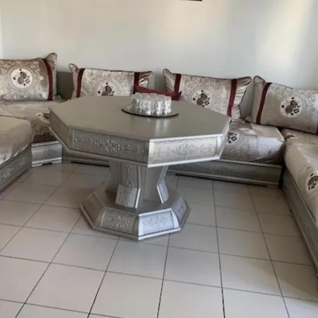 House Gigi
